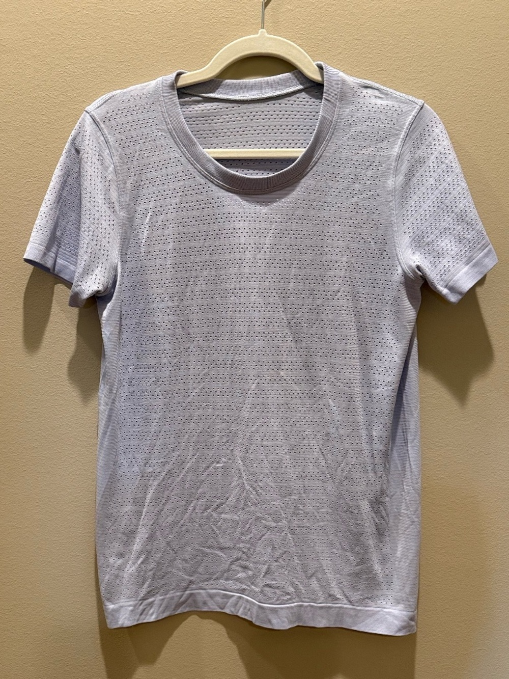 Lululemon Breeze By Short Sleeve Shirt | Hydrangea Blue/Hydrangea Blue | Size 6